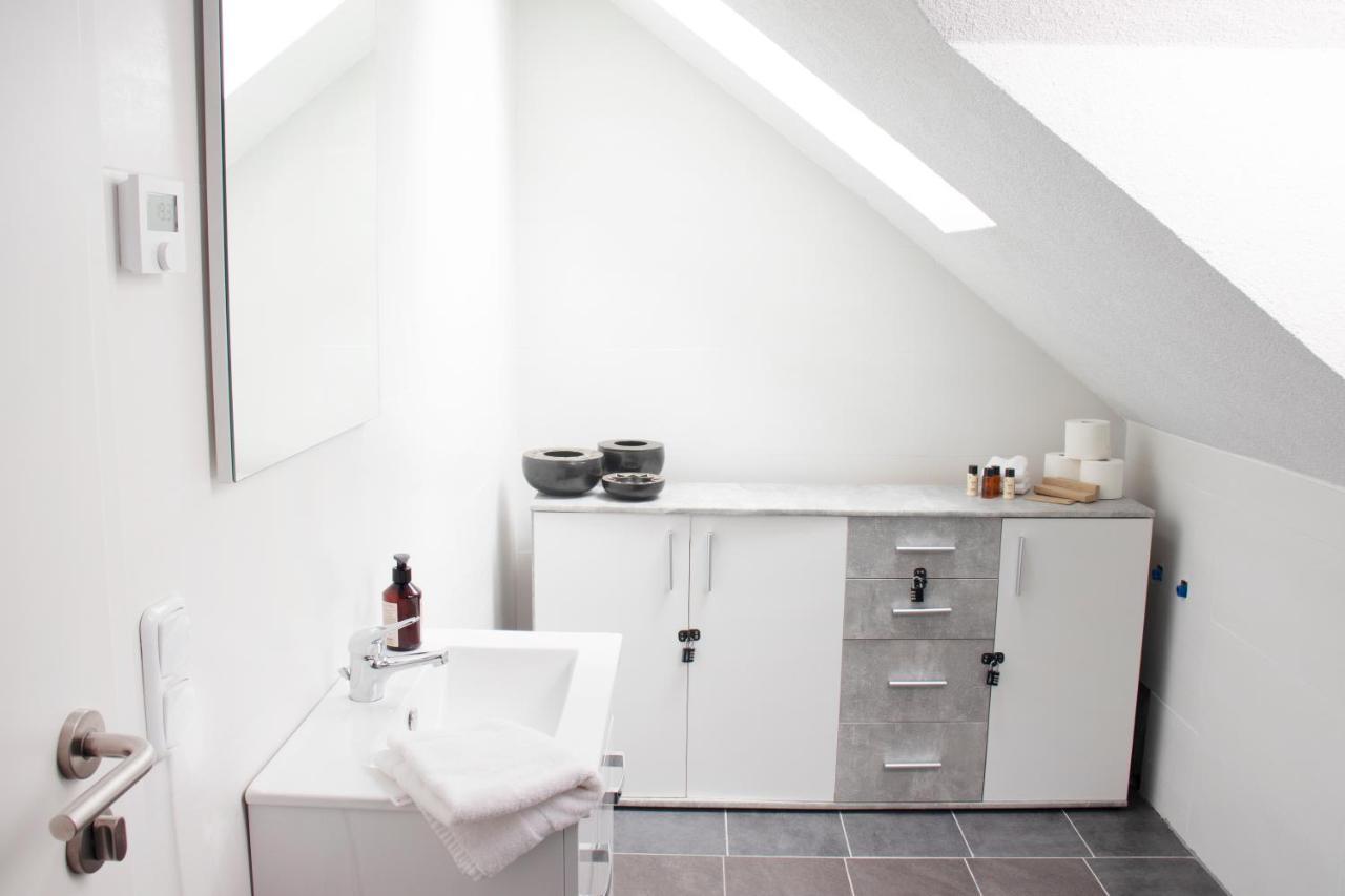 Blackncozy - Design Appartement Mit Boxspringbett Und Balkon Lörrach Εξωτερικό φωτογραφία